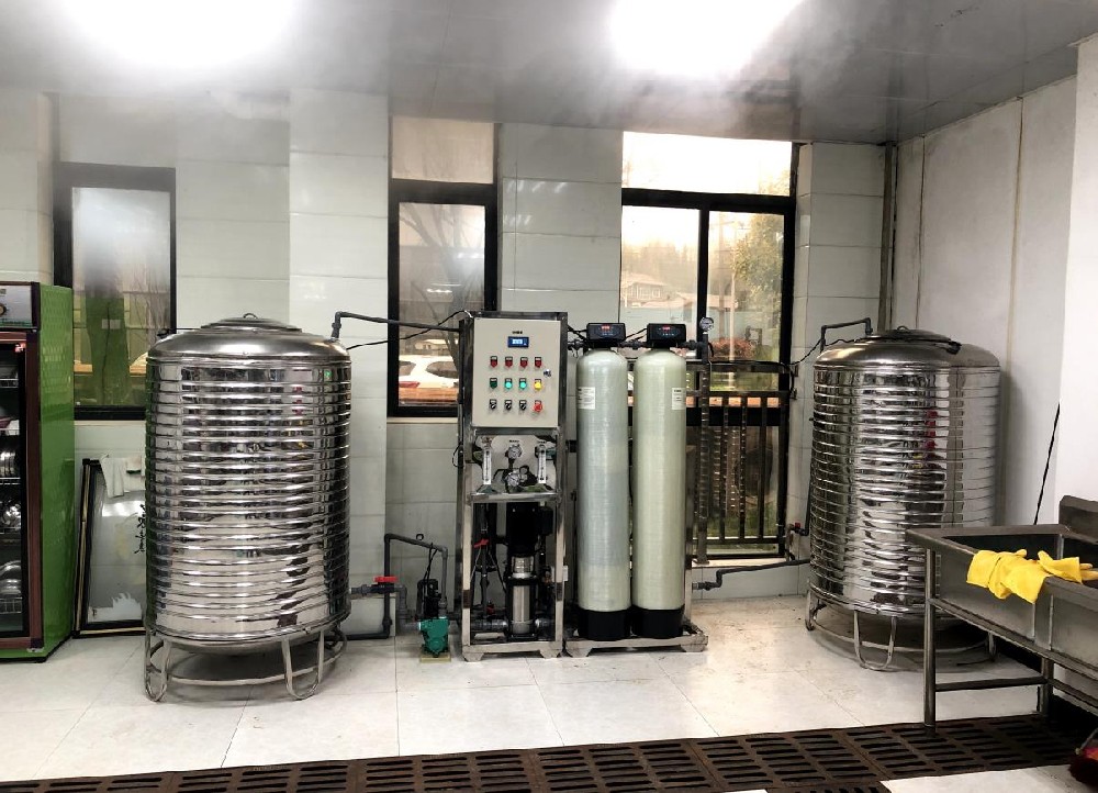 昆明单位食堂纯净水设备，0.5吨每小时直饮水设备安装